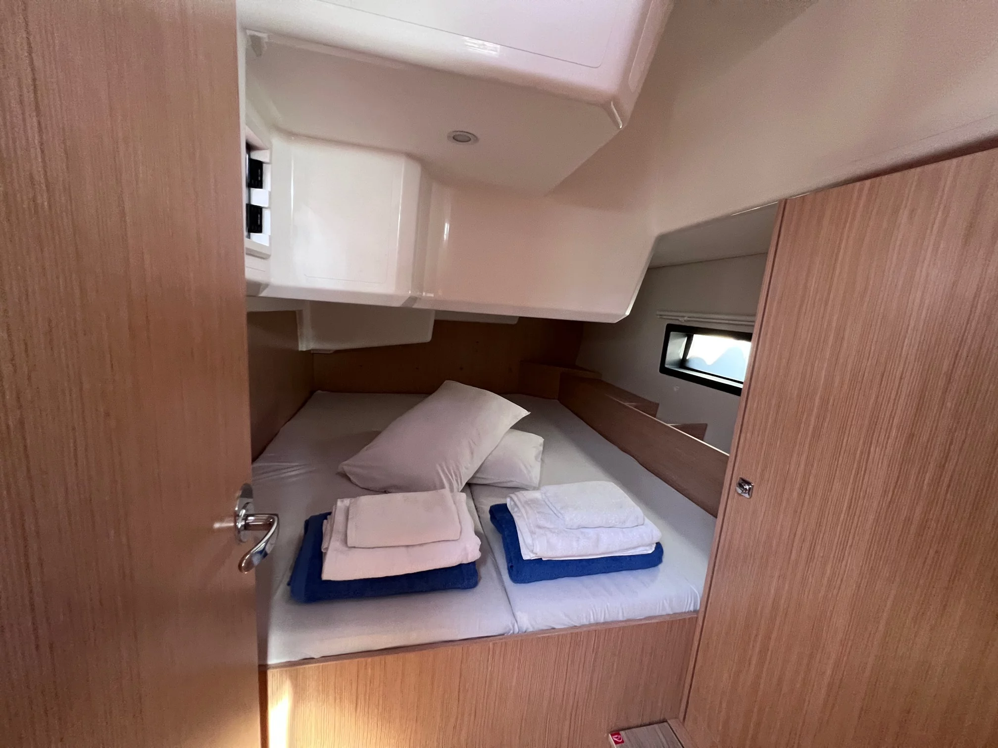 Bavaria C42 (Koukan Maru)  - 5