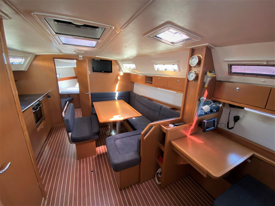 Saloon image - 2