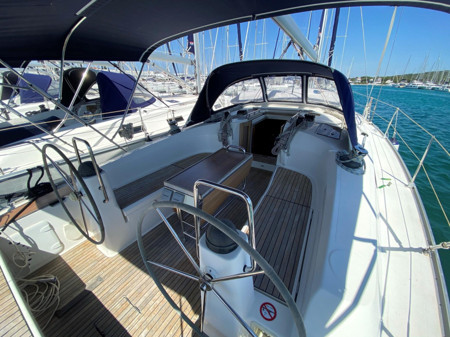 Bavaria 40 BT '13 — photo 8