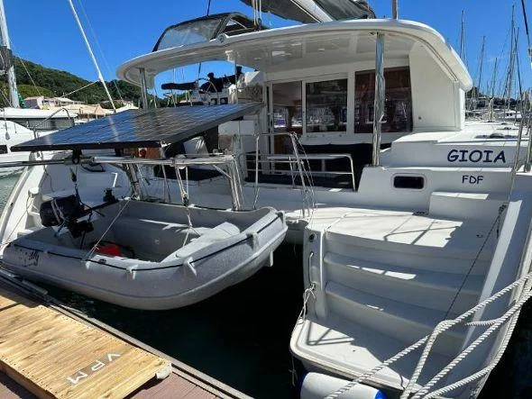 Lagoon 400 S2 (Gioia) Outside Back - 1
