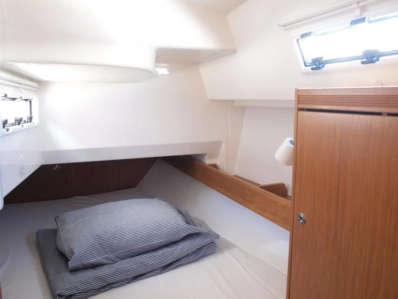 Bavaria 36 (Sea Wolf) interior - 8