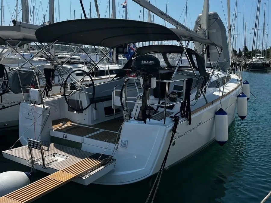 Photo #1 - Sun Odyssey 349 (Fig) in Pula - 23031