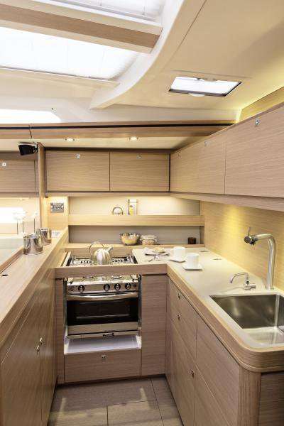 Dufour 560 Grand Large — photo 2