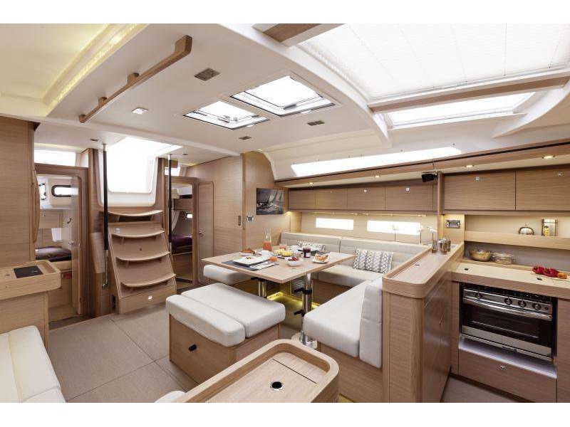 Dufour 560 Grand Large — photo 9