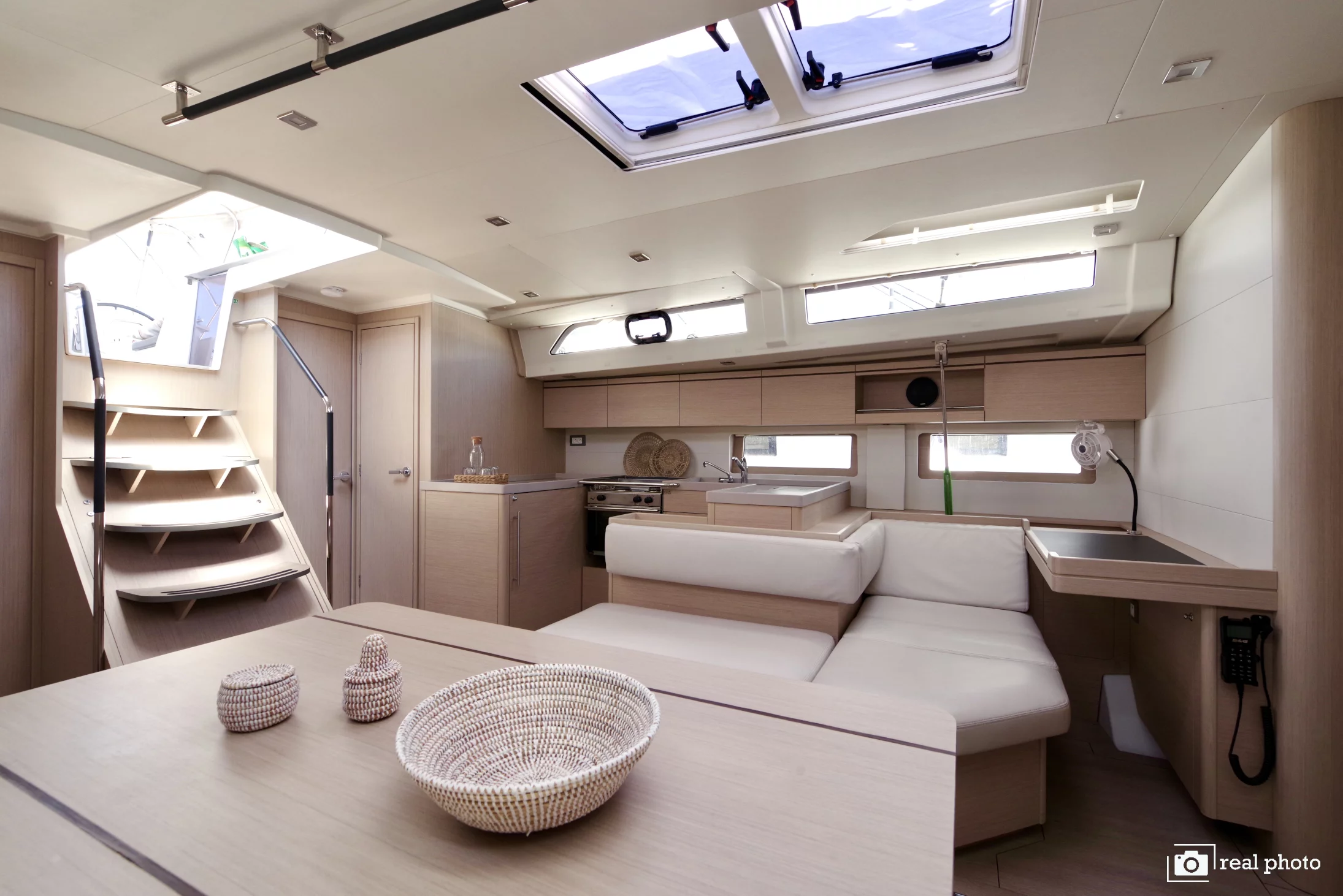 Oceanis 51.1 (ORSA 4 -, Solar Panel)  - 7