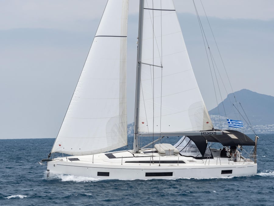 Photo #1 - Oceanis 51.1 / owner's version (Polis) en Marina - 24351
