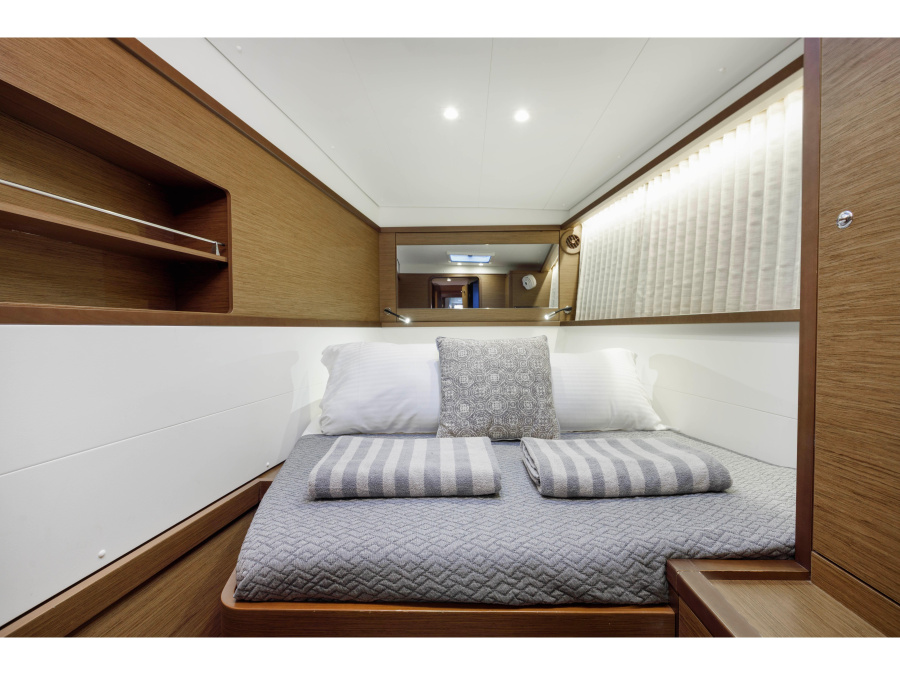 Interior image - 2