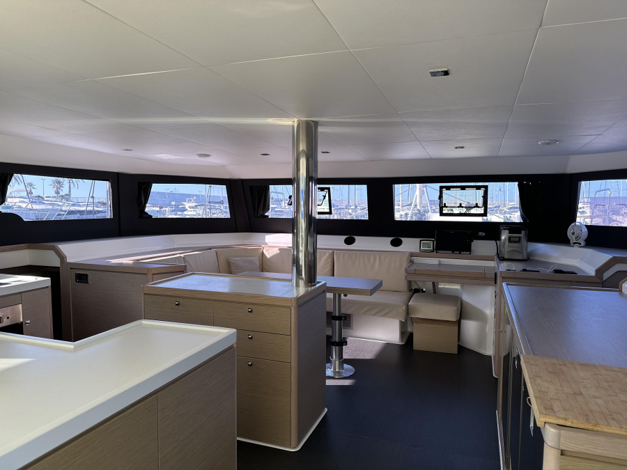 Interior image - 1