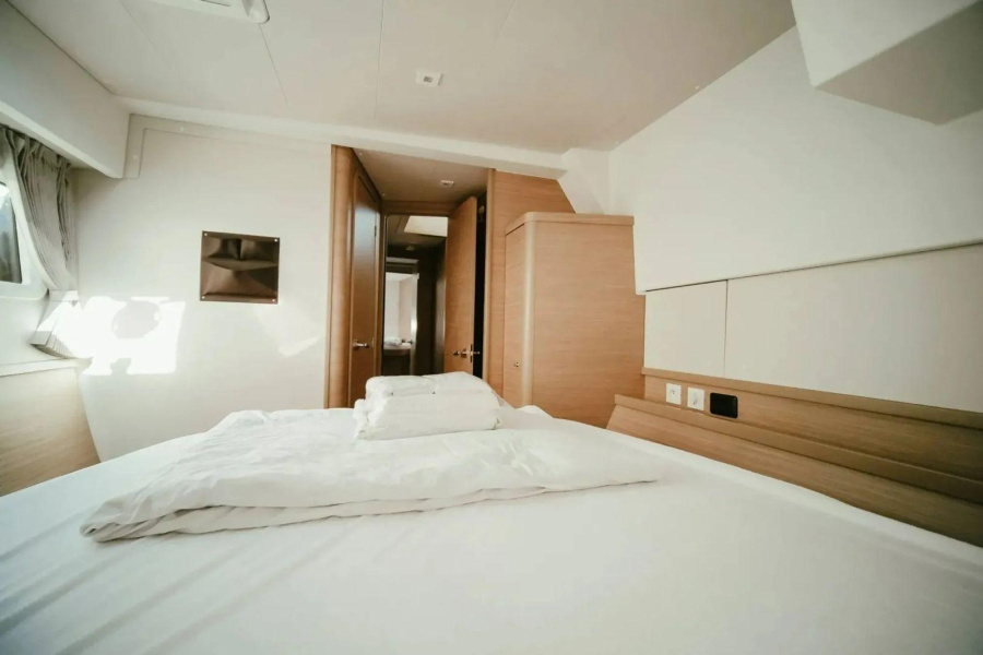 Acantha - 1