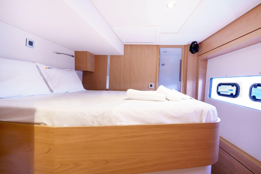 The Big Orange Boat - 1