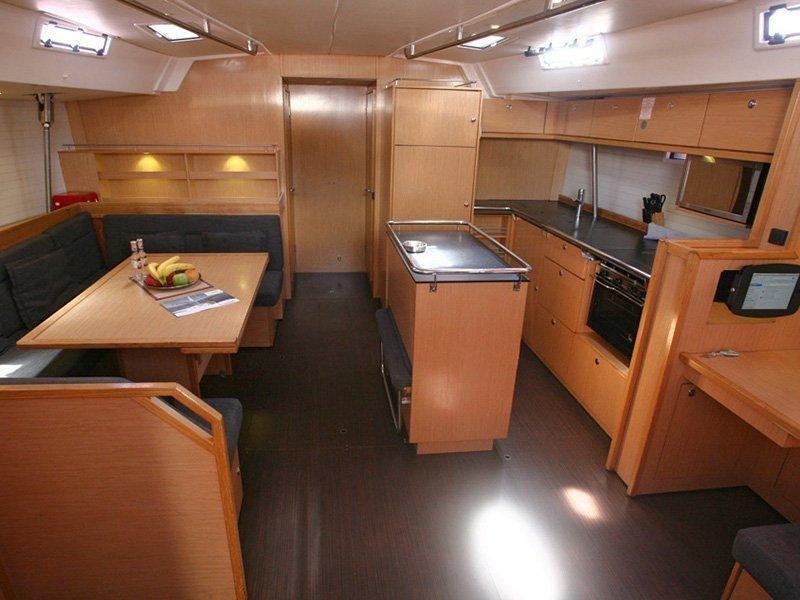 Interior image - 1