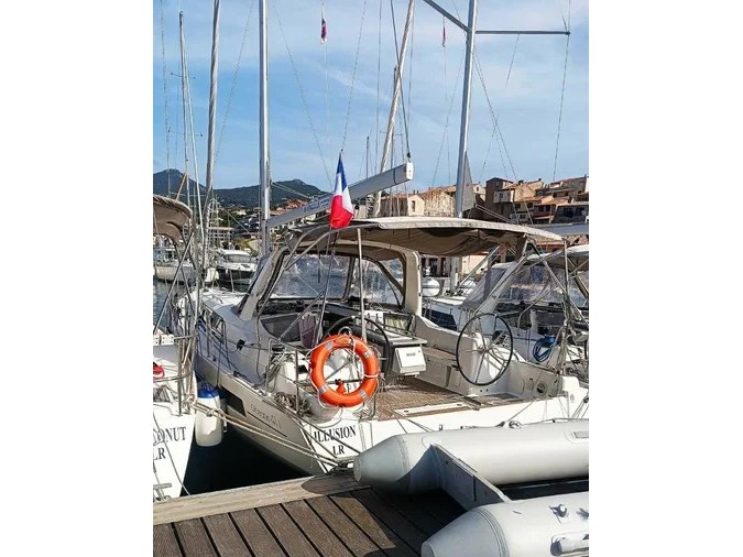 Main image - 0
