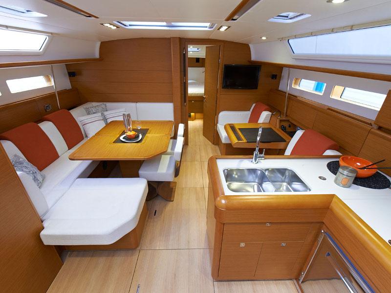 Interior image - 2