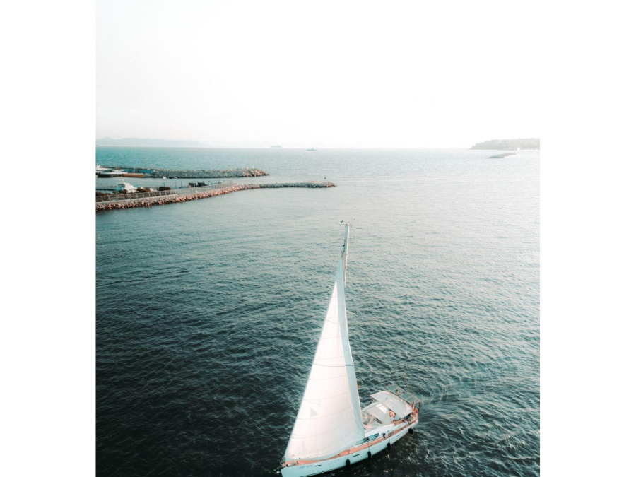 Photo #1 - Oceanis 45/3 (Familia L) en Alimos Marina - 65347