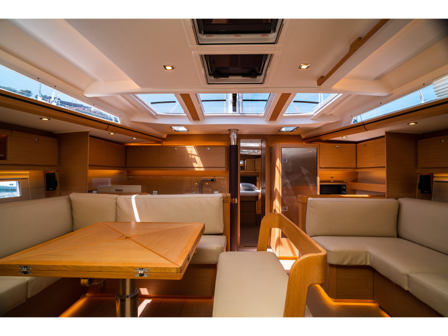 Interior image - 1