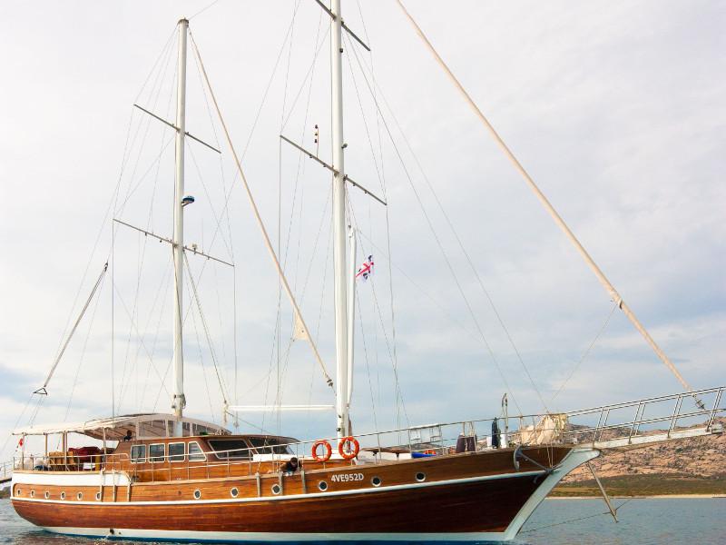 Photo #1 - Victoria (Victoria) in  - 7141