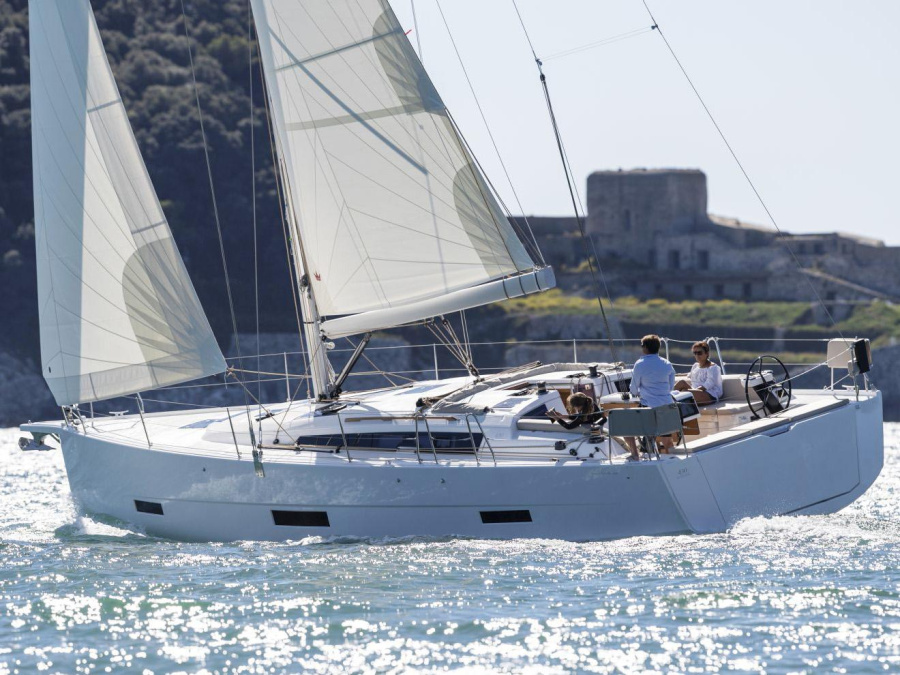 Photo #1 - Dufour 430 (Alma Libre X) en D-Marin Marina Lefkas - 7397