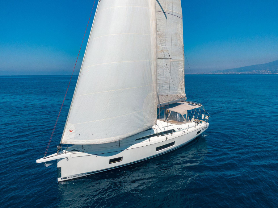 Photo #1 - Oceanis 46.1 (Ludi - Water maker, Solar Panel) in Marina di Stabia - 21293