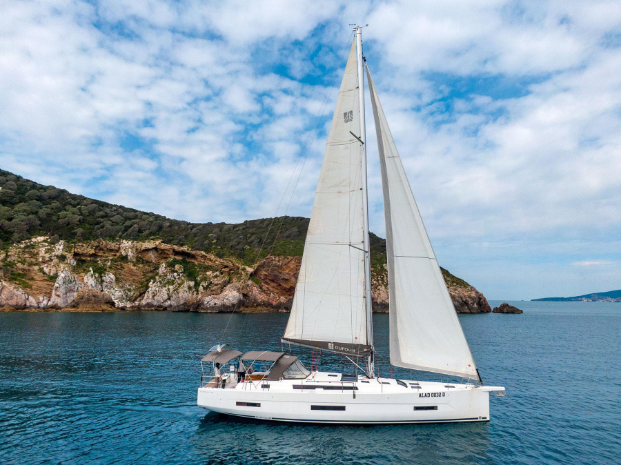 Photo #1 - Dufour 530 (Medea - Water maker, Solar Panel) in Marina di - 19360
