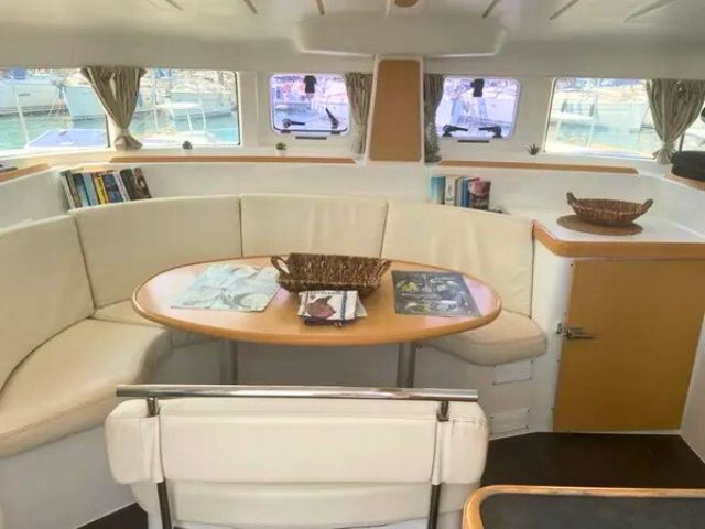 Interior image - 1