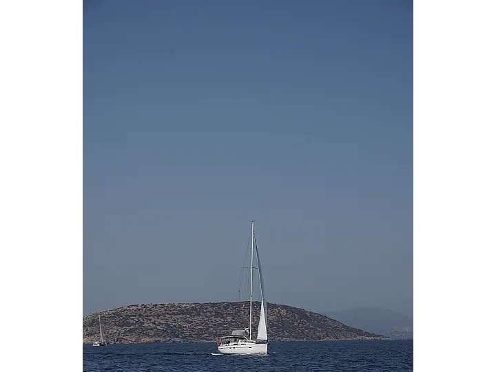 Main image - 0