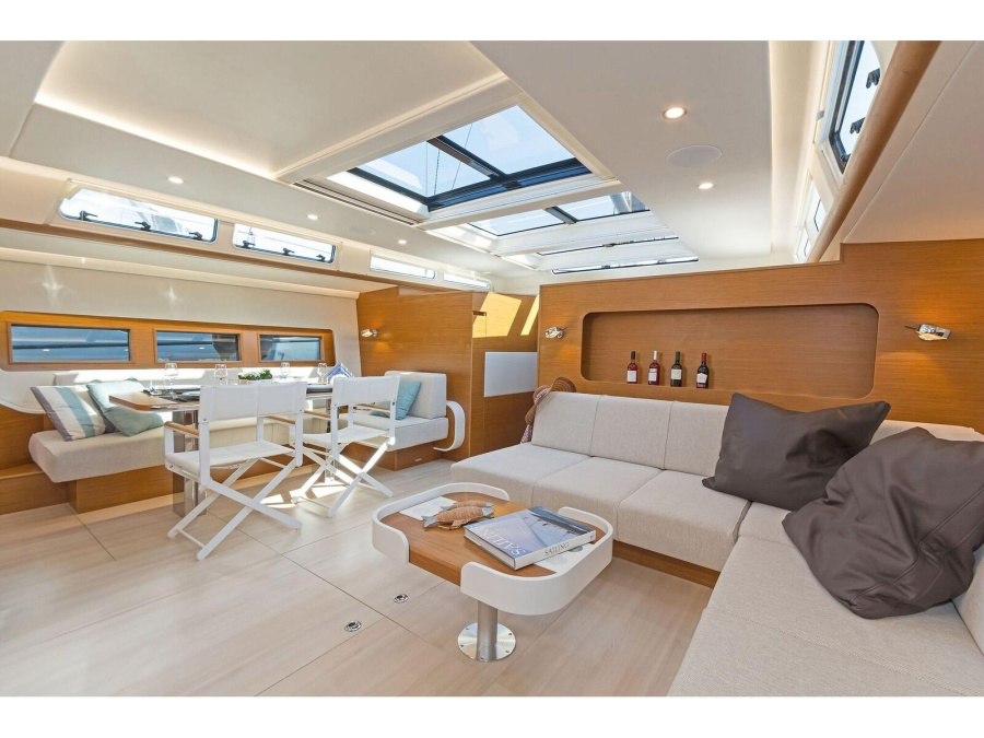 Interior image - 1