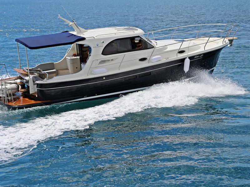 Photo #1 - ADRIANA 36 BT (16) (MIRTA) in D-Marin Dalmacija Marina - 6008