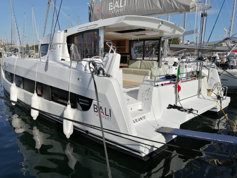 Photo #1 - Bali Catsmart (Violante) en Marina di - 22754