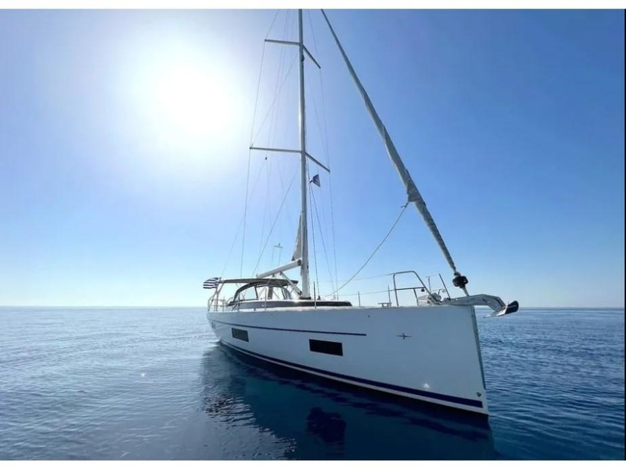 Photo #1 - Bavaria C45 (AF-C4521SP) en Alimos Marina - 61400