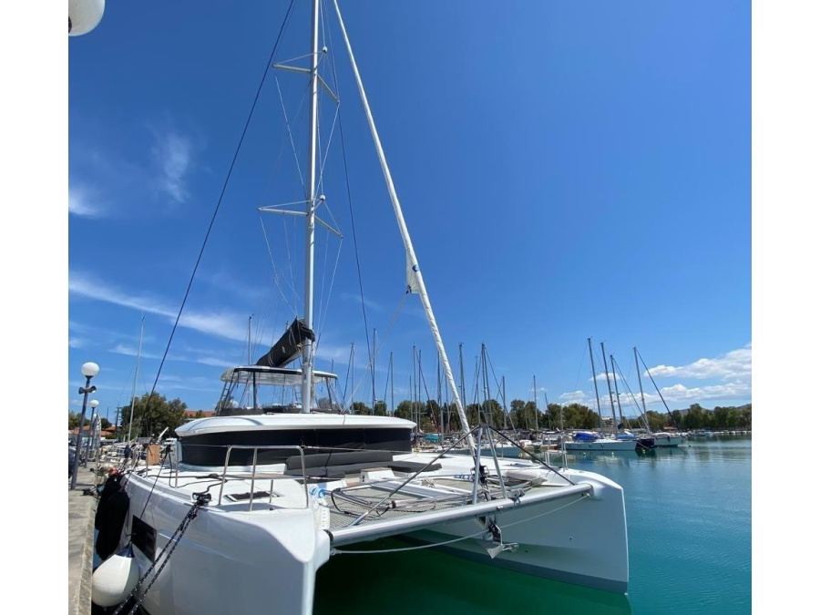 Photo #1 - Lagoon 46 (DIAMANTI IV) en  - 8126