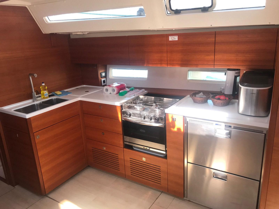 Interior image - 1