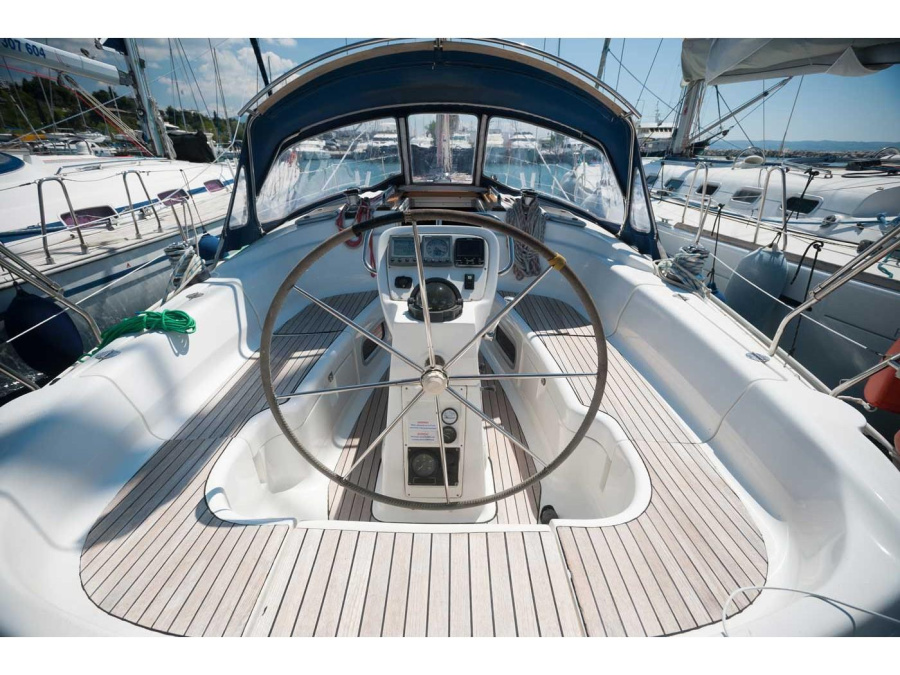 Photo #1 - Bavaria 38 Cruiser (Meander) en  - 9571