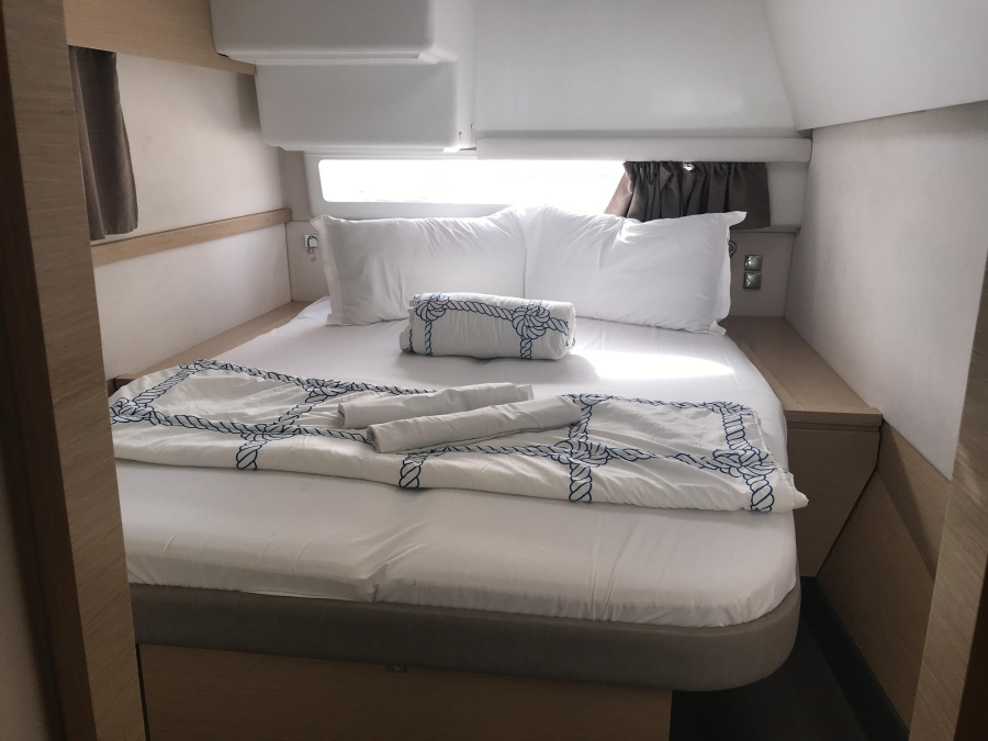 Pixie Dixie (A/C, Generator) - 1