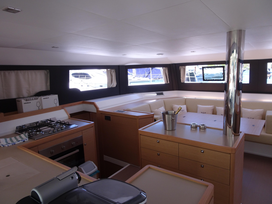 Interior image - 2