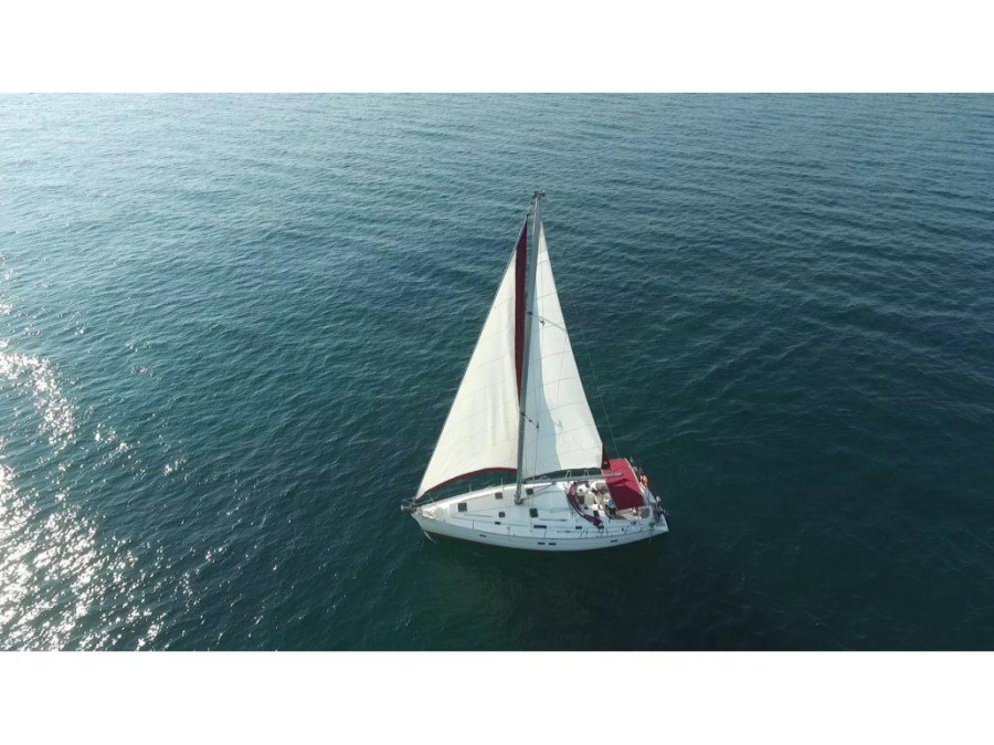 Photo #1 - Oceanis 411 Clipper (Simonetta (Bow Thruster, electric heads, Solar Panel)) en  - 13025