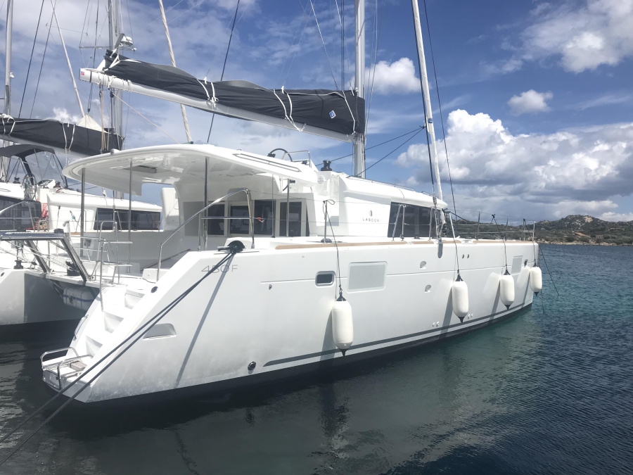 Photo #1 - Lagoon 450F (Cor Caroli (A/C, WM, Generator, Inverter)) in Marina Cala de' Medici - 10430