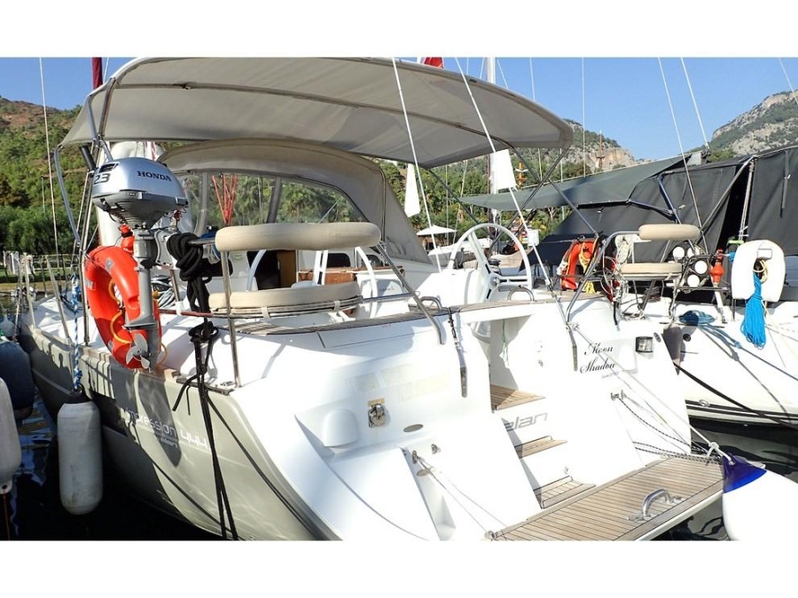 Photo #1 - Elan 444 Impression (Moon Shadow) in Marinturk Village Port - 10577
