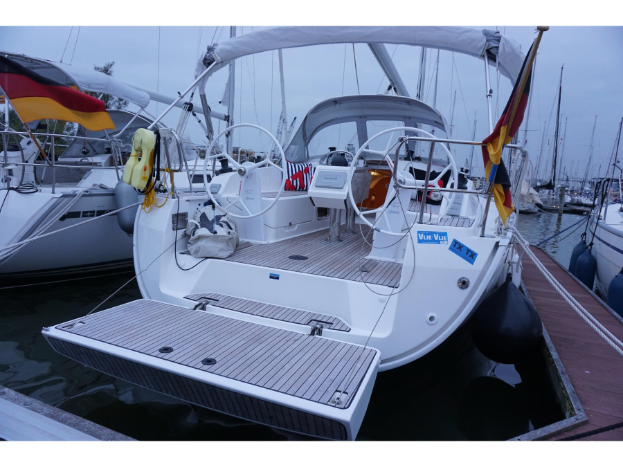 Photo #1 - Bavaria Cruiser 37 (Aventura) in  - 6992
