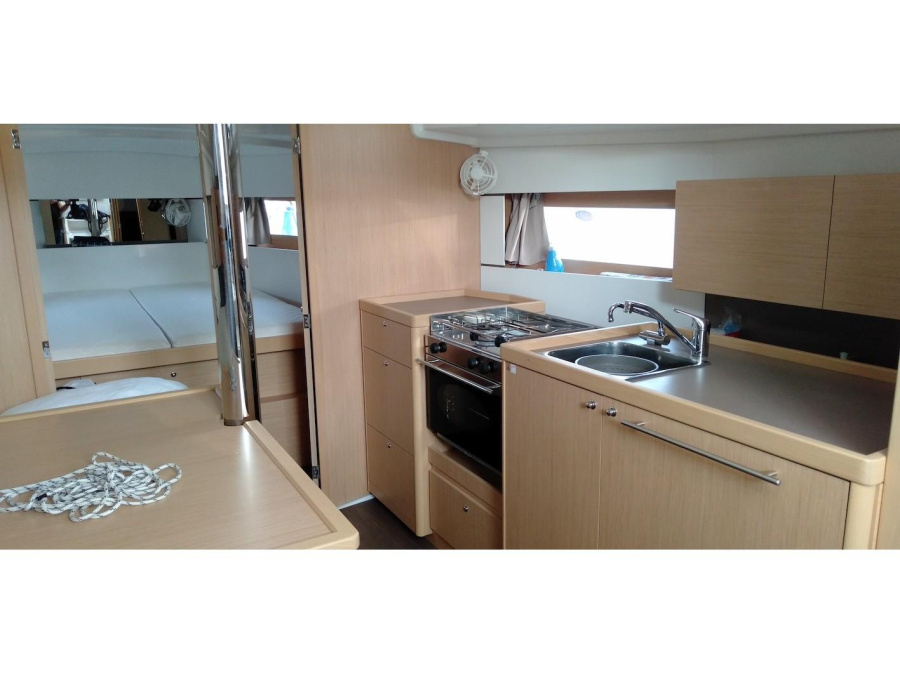 Interior image - 2
