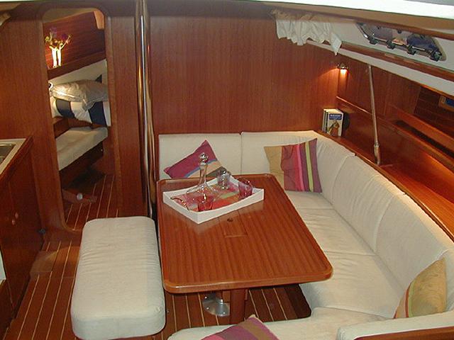 Interior image - 1