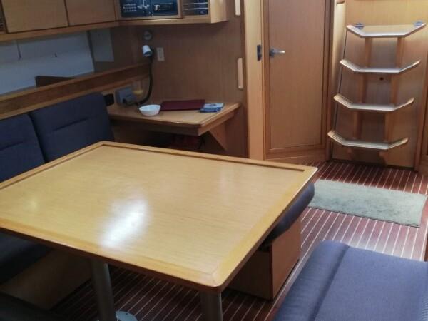 Interior image - 2