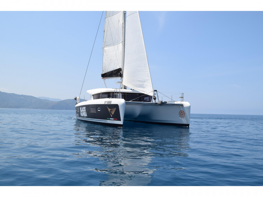 Photo #1 - Lagoon 42 (4+2) cb WM (Claudia) in Marina Villa Igiea - 6065