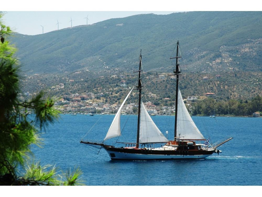 Photo #1 - Gulet Motorsailer (Matina) en Alimos Marina - 16088