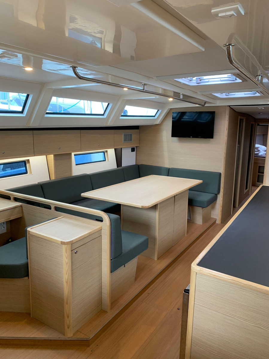 Interior image - 1