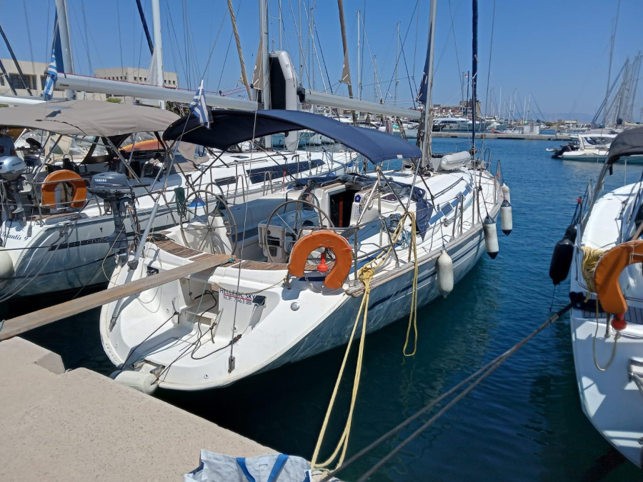 Photo #1 - Bavaria 44 (Hellenic Sky) en Marina - 9426