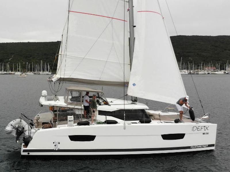 Photo #1 - Lucia 40 - 3 cab (Idefix) in Marina Frapa - 9155