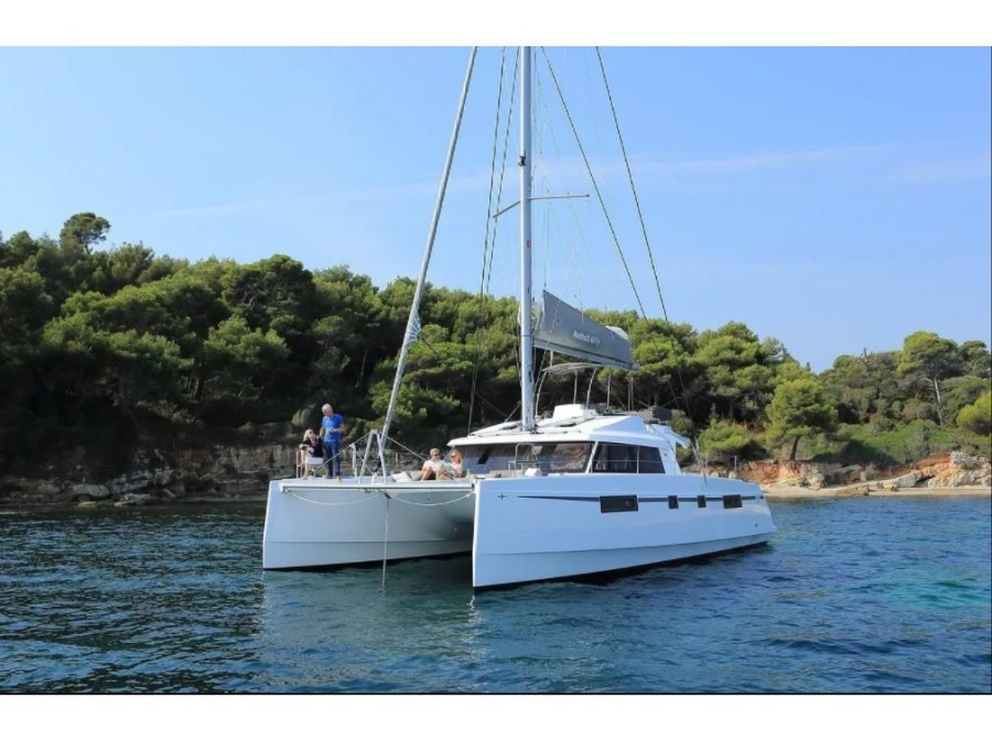Photo #1 - Nautitech 46 Fly (Aureliano) en Alimos Marina - 16445