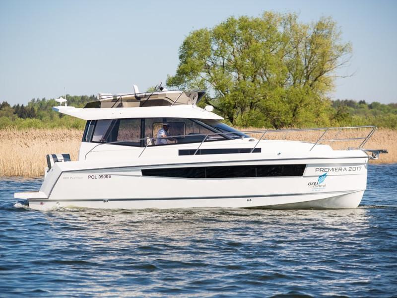 Photo #1 - Platinum 989 (Platinum 989 Flybridge (Premiera)) in PTTK - 14394