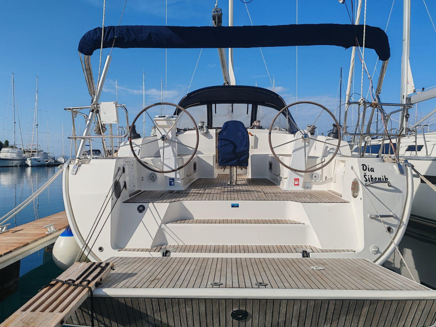 Photo #1 - Bavaria Cruiser 46 (Dia) in Marina - 14225