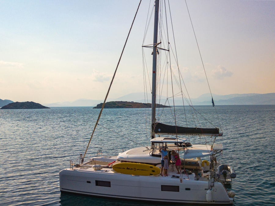 Photo #1 - Lagoon 42 (Chamotte) in Olympic Marina - 12099